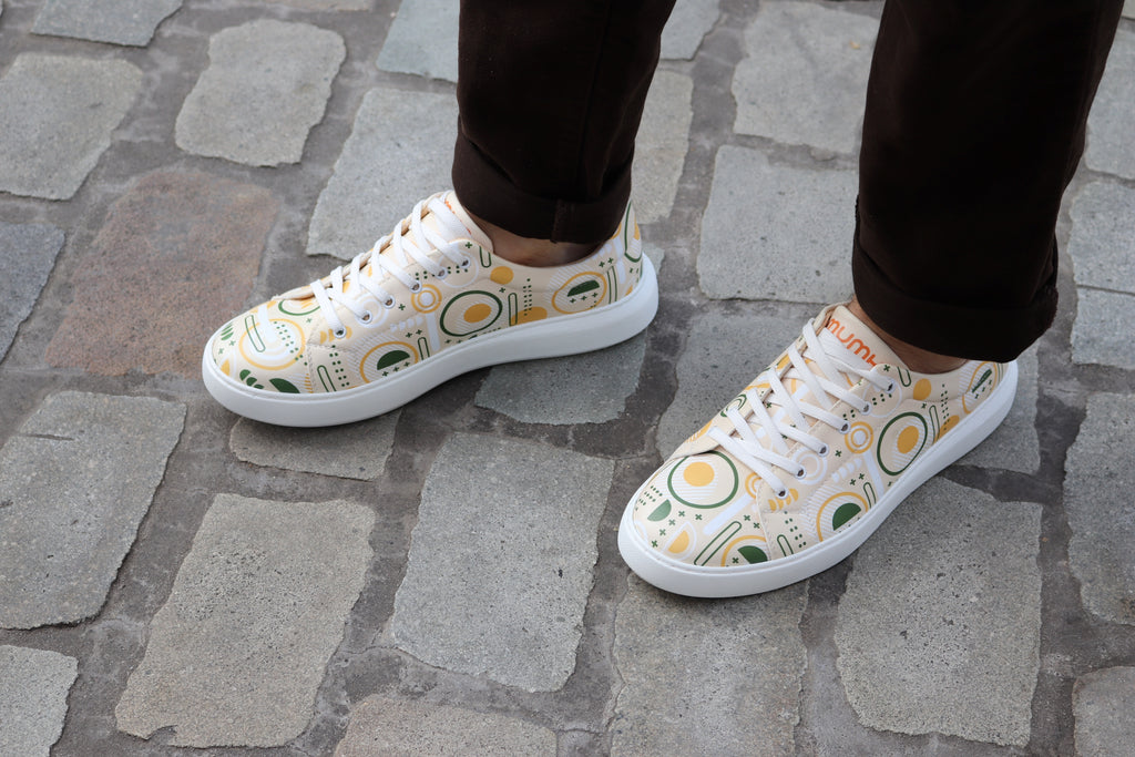 Jak nosić sneakersy męskie?