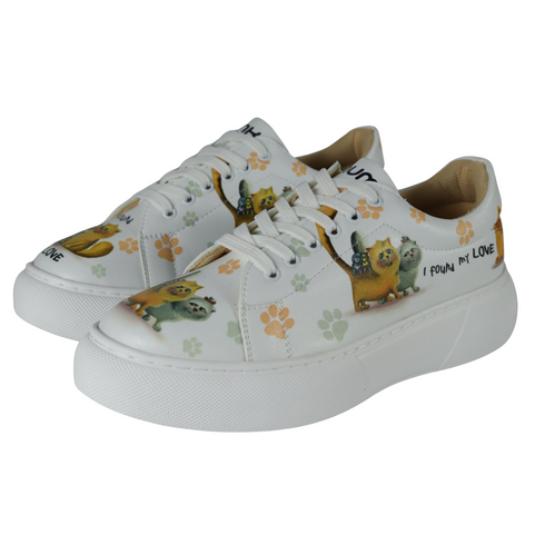 Sneakersy na platformie z Kotami, odnalazłem miłość