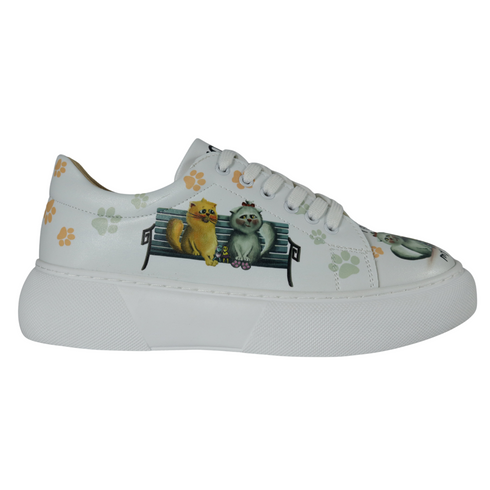 Sneakersy na platformie z Kotami, odnalazłem miłość