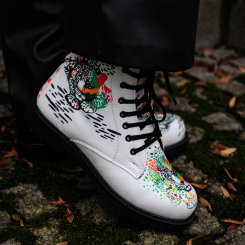 Trapery, Glany z Tygrysem