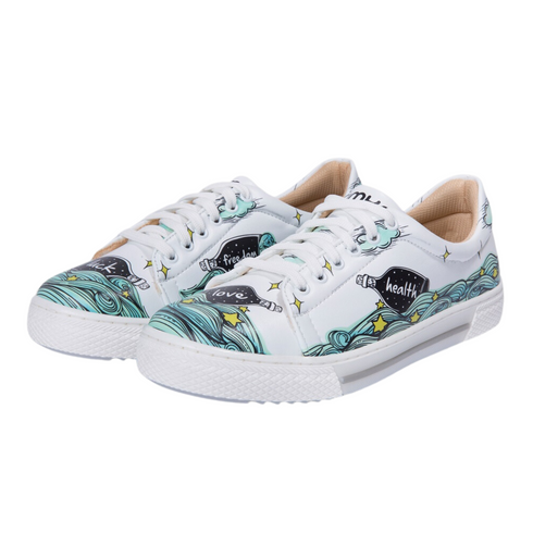 Sneakers - Pragnienie zamknięte w Butelce