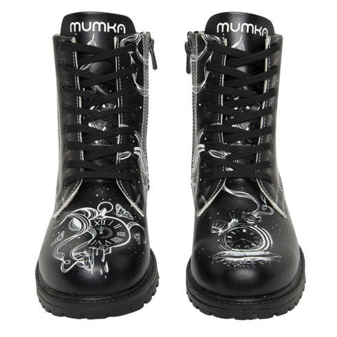 Trapery, Glany z Zegarem, Czas