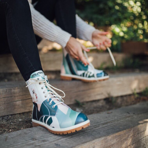 Trapery, Glany - Kobieta niezależna