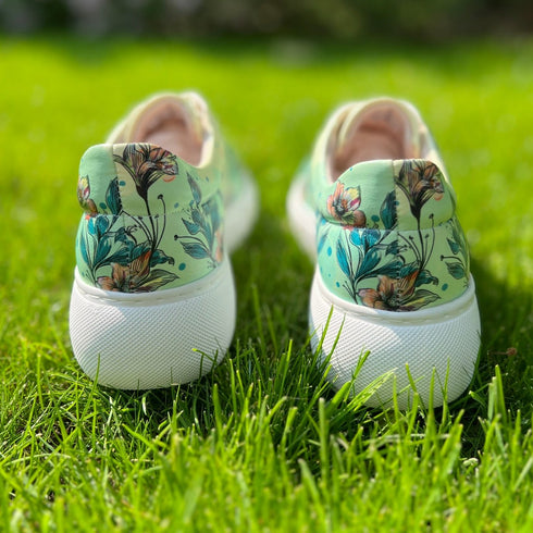 Sneakersy na platformie - Kwiaty w Zieleni