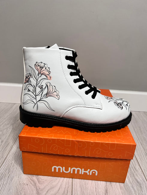 Trapery dziecięce w Kwiaty, z Goździkami