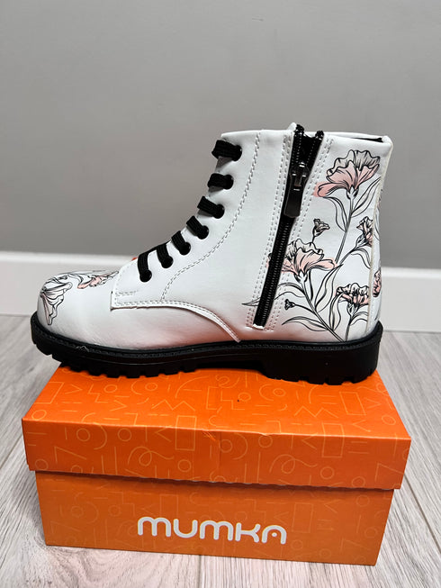 Trapery dziecięce w Kwiaty, z Goździkami