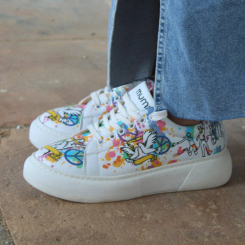 Sneakersy na platformie Peace and Love, Pokój i Miłość