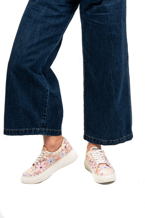 Sneakersy na platformie ciemnopudrowe w Kolorowe Kwiaty Stokrotki