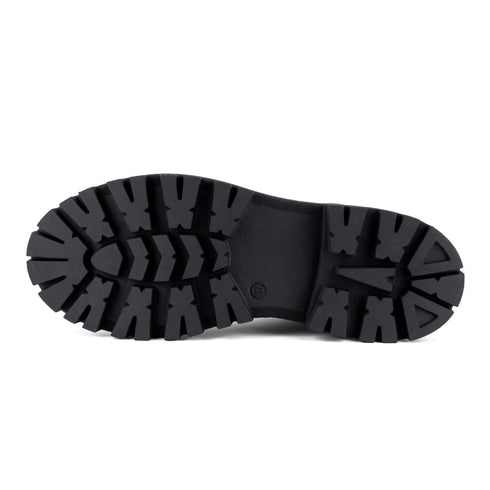 Trapery na platformie w Las