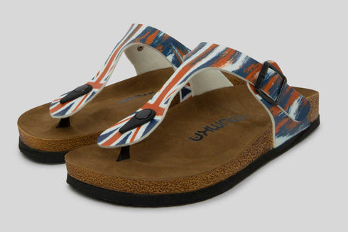 Japonki z Flagą Wielkiej Brytanii wyprofilowane