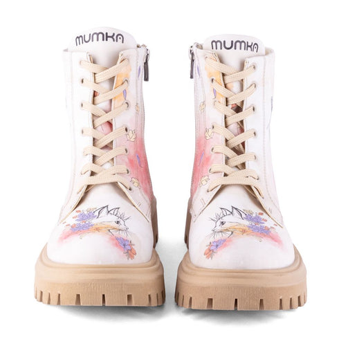 Trapery na platformie z Patrzącym Kotem