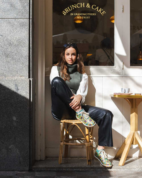 Botki w Słoneczniki, kwiaty