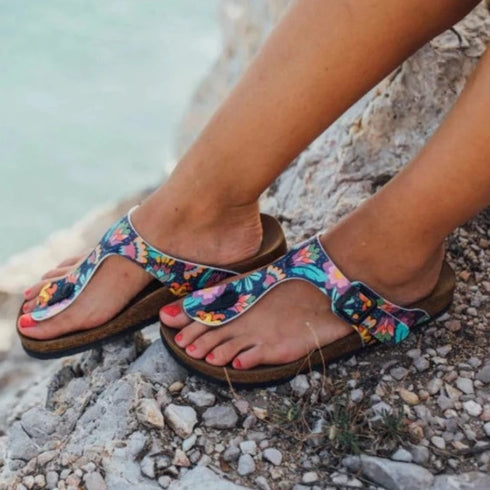 Japonki w egzotyczne kwiaty wyprofilowane - Mumka Shoes Polska