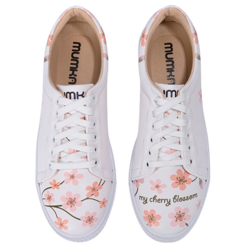 Sneakers - Delikatne kwiaty wiśni